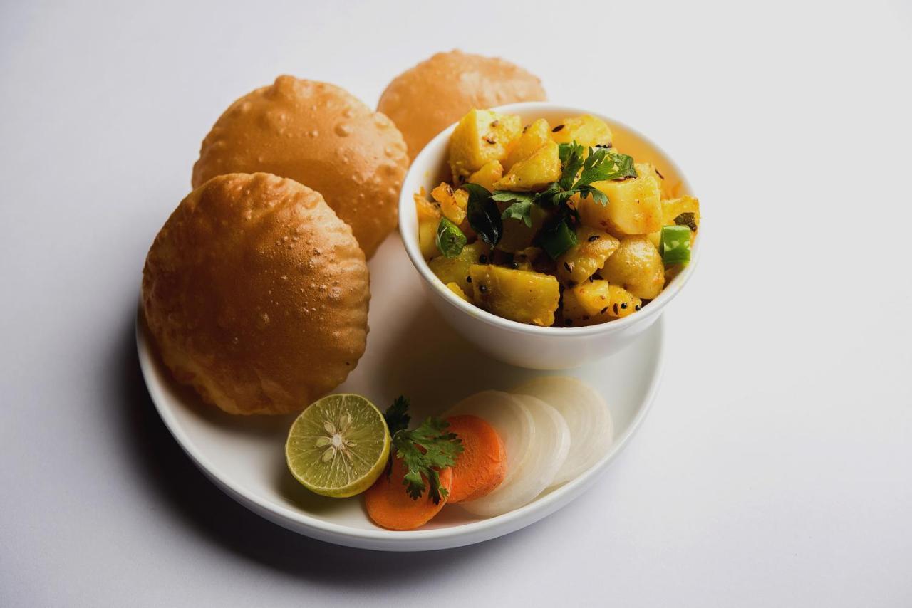 فندق Capital O Bvh Hospitality Near Pvr Ansal Plaza Greater نويدا المظهر الخارجي الصورة